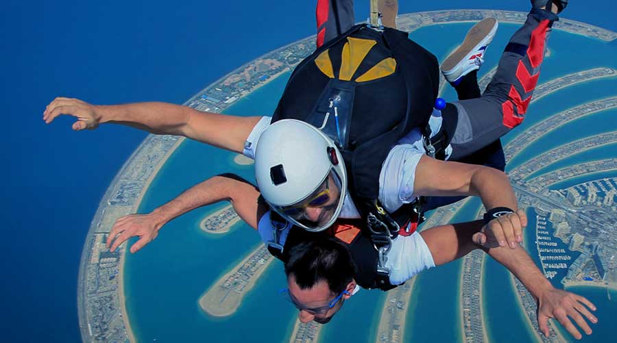 skydive at palm jumeirah